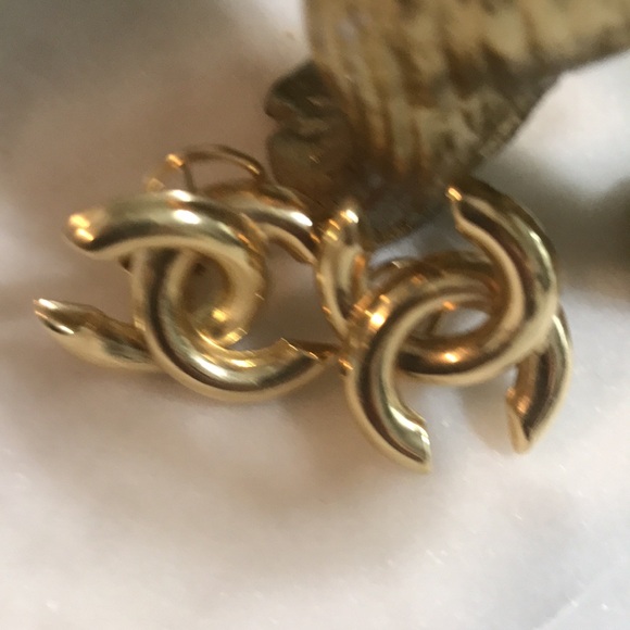 14 kt CC French back earrings sharp - Picture 3 of 3